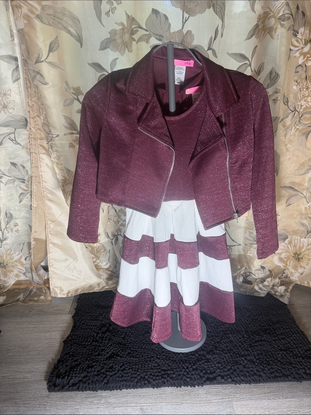 Women's Burgundy Sparkle Cropped Blazer